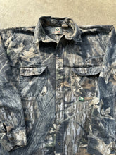 Load image into Gallery viewer, Vintage Mossy Oak Break Up Camo Chamois Button Up (XL)