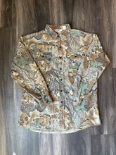 Load image into Gallery viewer, 1990’s Realtree Advantage Camo Button Up Shirt (XL)