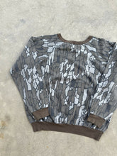 Load image into Gallery viewer, Vintage Treebark Camo Crewneck (M)