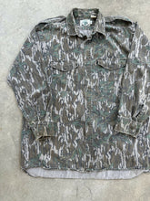 Load image into Gallery viewer, Vintage Mossy Oak GreenLeaf Button Up (L)