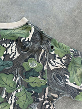 Load image into Gallery viewer, Vintage MossyOak Full Foliage Pocket T (L)