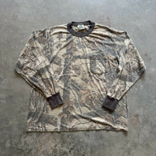 Load image into Gallery viewer, Vintage Realtree Camo Shirt (XL)