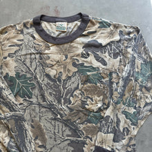 Load image into Gallery viewer, Vintage Realtree Advantage Camo (L)
