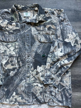 Load image into Gallery viewer, Vintage Mossy Oak Gen 1 Breakup Camo Chamois Shirt (XL)