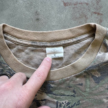 Load image into Gallery viewer, Vintage Realtree Camo Shirt (M)