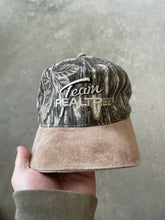 Load image into Gallery viewer, 90’s Suede Bill Team Realtree Hat