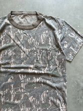 Load image into Gallery viewer, Vintage Mossy Oak Treestand Camo T-Shirt (S)