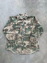 Load image into Gallery viewer, Vintage Faded/Distressed Duxbak Camo Chamois Button Up (S/M)