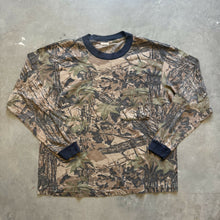 Load image into Gallery viewer, Vintage Realtree Camo Shirt (L)