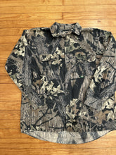 Load image into Gallery viewer, Vintage MossyOak Breakup Camo Chamios (XL)