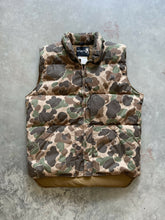 Load image into Gallery viewer, Vintage Browning Duck Camo Puffer Vest (M)