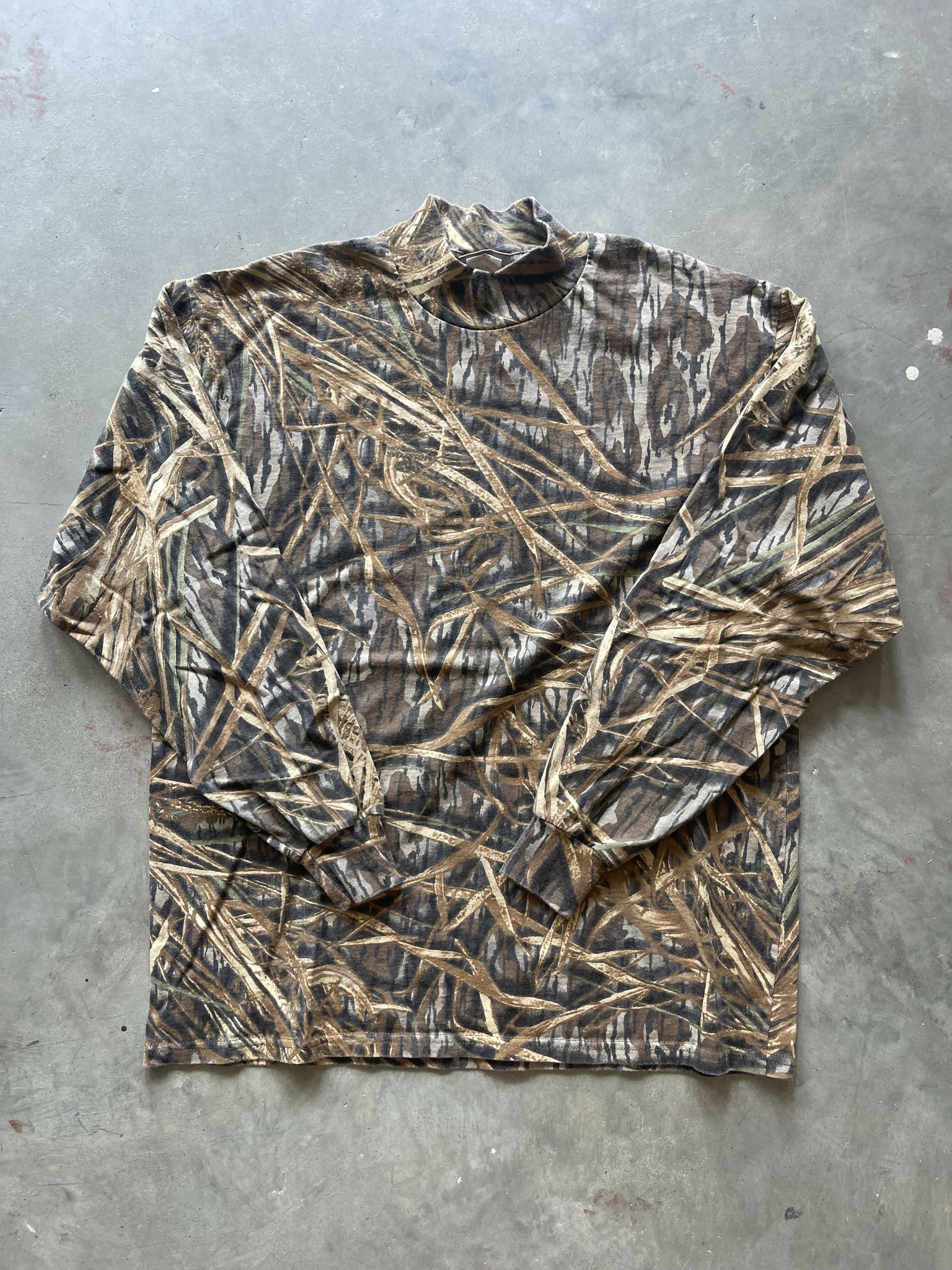 Vintage Mossy Oak Shadow Grass Mock Neck Shirt (L) – Camoretro