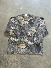 Load image into Gallery viewer, Vintage Mossy Oak Breakup Camo Long Sleeve Shirt (XL)