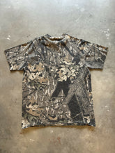 Load image into Gallery viewer, Vintage Mossy Oak Gen 1 Breakup Camo T-Shirt (L)