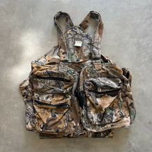 Load image into Gallery viewer, Vintage Realtree Advantage Camo Turkey Vest (L)