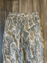 Load image into Gallery viewer, 1990’s Mossy Oak Treestand Camo Pants (L 34x32)