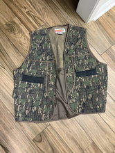 Load image into Gallery viewer, Winchester Trebark camo game vest