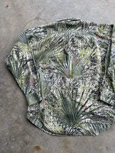Load image into Gallery viewer, Vintage Chad Hatton’s Swampy Camo Longsleeve Shirt (L)