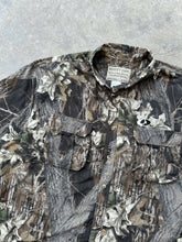Load image into Gallery viewer, Vintage Mossy Oak Break Up Camo Light weight Button Up (3XL)