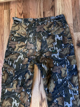 Load image into Gallery viewer, Mossy oak vintage fall foliage hunting camo made in UsA 80s men’s size medium hunting pants