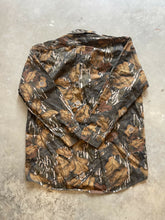 Load image into Gallery viewer, Vintage Mossy Oak Fall Foliage Camo Ducks Unlimited Strap Shirt (XL)