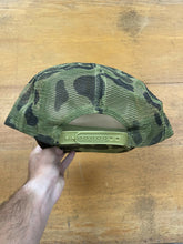 Load image into Gallery viewer, Vintage Duck Camo Rope Hat