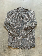Load image into Gallery viewer, Vintage Mossy Oak Treestand Camo Strap Shirt (L)