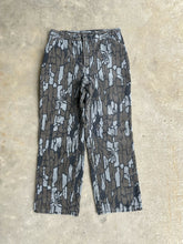 Load image into Gallery viewer, Vintage Duxbak Treebark Camo Pants