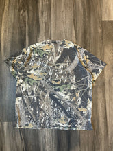 Load image into Gallery viewer, Vintage Mossy Oak Breakup Camo T-Shirt (XL)
