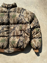 Load image into Gallery viewer, Vintage Browning MossyOak Treestand Camo Puff Jacket (XL)