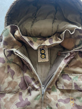 Load image into Gallery viewer, Vintage Bob Allen Camo Jacket (L)