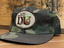 Load image into Gallery viewer, Camo DU Snap Back