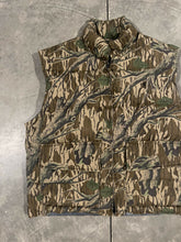 Load image into Gallery viewer, 90’s Browning Mossy Oak Treestand Down Vest (L)