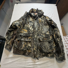Load image into Gallery viewer, Vintage Gamehide Hush-Hide Fleece Jacket - Mossy Oak Break-Up - Men's X-Large