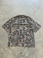 Load image into Gallery viewer, Vintage Mossy Oak Treestand Camo Shirt (M)