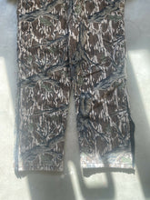 Load image into Gallery viewer, Vintage Mossy Oak Treestand Camo Insulated Coveralls (XL)