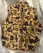 Load image into Gallery viewer, Reversible duck unlimited vest