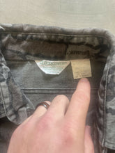 Load image into Gallery viewer, Vintage Trebark Camo Chamois Shirt (L)