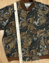 Load image into Gallery viewer, 90’s Mossy Oak Fall Foliage Jacket LARGE 🇺🇸