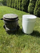 Load image into Gallery viewer, Trebark Camo Bucket Seat - Spinning / Swivel Top- Made In USA