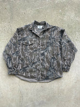 Load image into Gallery viewer, Vintage MossyOak 90’s TreeStand Camo Chamois(S/M)