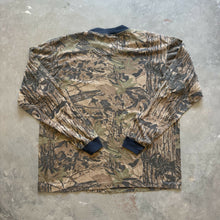 Load image into Gallery viewer, Vintage Realtree Camo Shirt (XL)