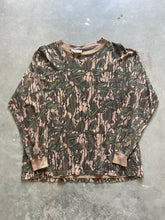 Load image into Gallery viewer, Vintage Mossy Oak Greenleaf Camo Long Sleeve Shirt (L)
