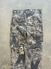 Load image into Gallery viewer, Vintage Mossy Oak Gen 1 Breakup Camo Adjustable Waist Pants (L)
