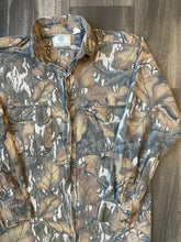 Load image into Gallery viewer, 1990’s Mossy Oak Fall Foliage Camo Strap Shirt (M)