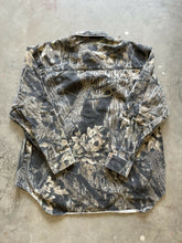 Load image into Gallery viewer, Vintage Duxbak Mossy Oak Breakup Camo Button Up Shirt (2XL)