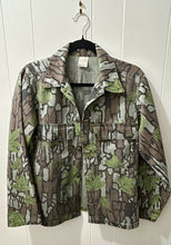 Load image into Gallery viewer, Vintage TreBark Greenleaf Lightweight Jacket S