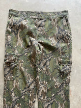 Load image into Gallery viewer, Vintage Mossy Oak Full Foliage Camo Adjustable Waist Pants (XL)