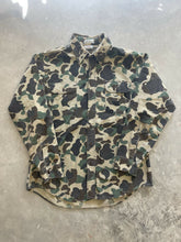 Load image into Gallery viewer, Vintage Duck Camo Chamois Shirt (L)