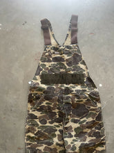 Load image into Gallery viewer, Vintage Carhartt Duck Camo Overalls (32x30)